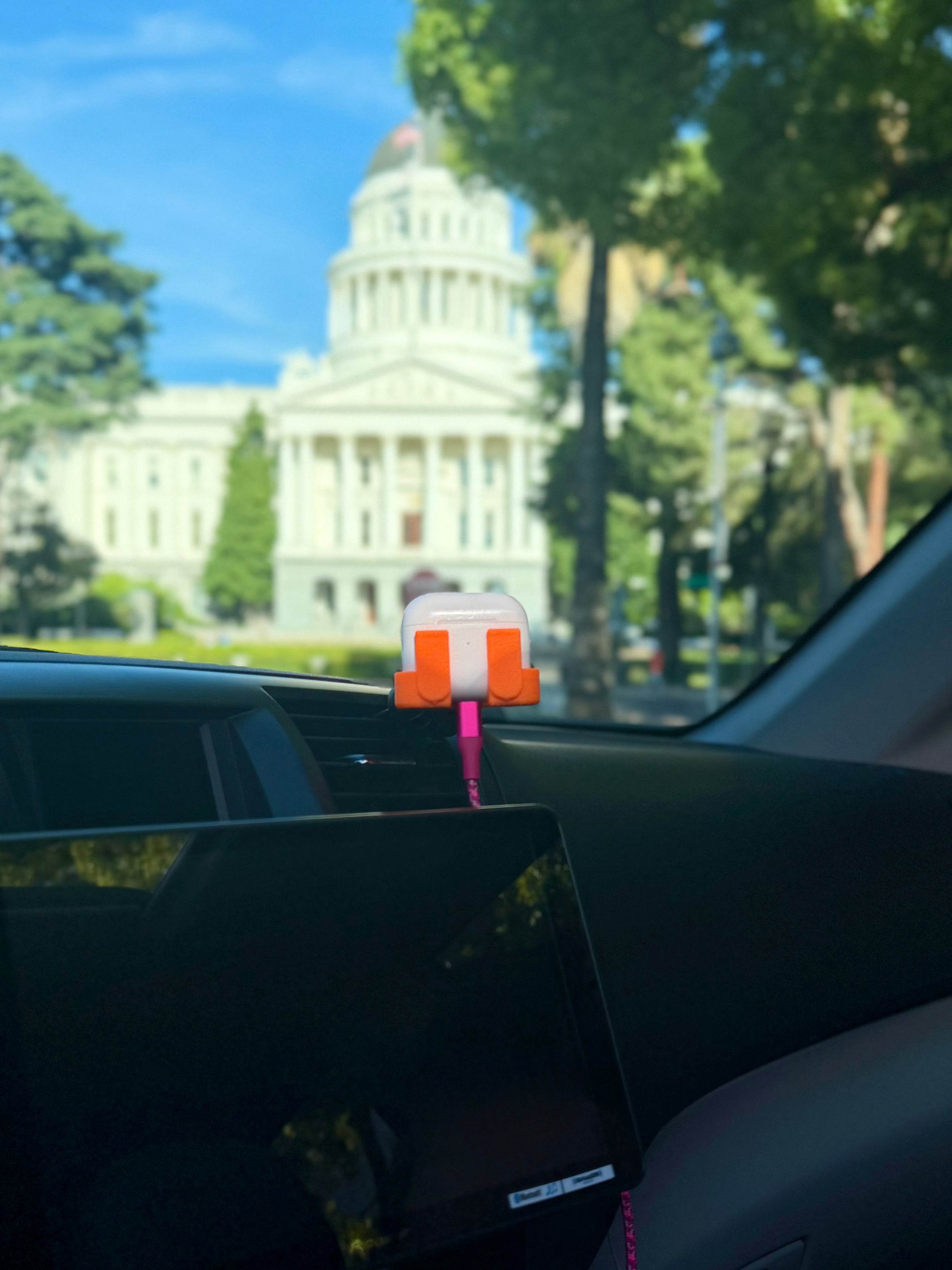 Orange Car Vent Clip Holder for AirPods 3 4, One-Hand Driving Mount