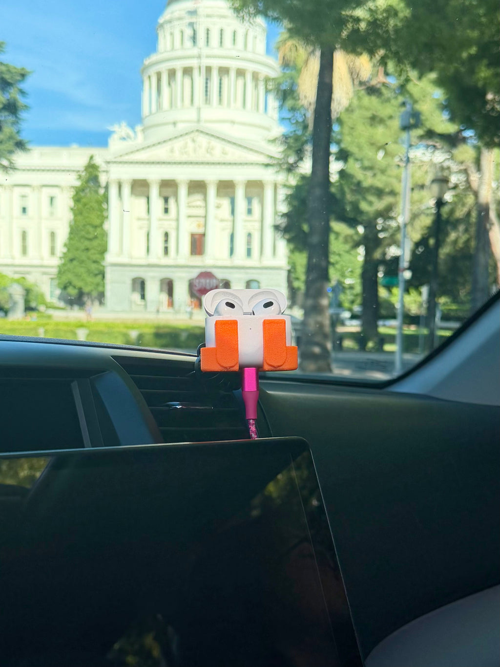 Orange Car Vent Clip Holder for AirPods 3 4, One-Hand Driving Mount